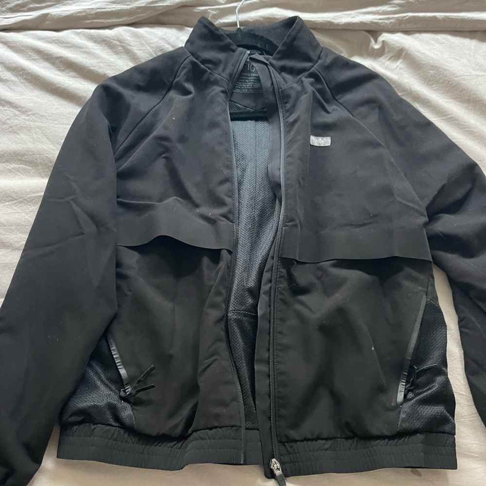 Figs jacket size small